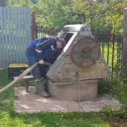 Очистка колодца в СПб